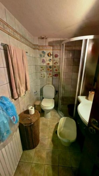 Miress Exklusives Maisonette- und Geschäftshaus im Herzen von Moires – Arbeiten und Wohnen an einem einzigartigen Ort Gewerbe kaufen